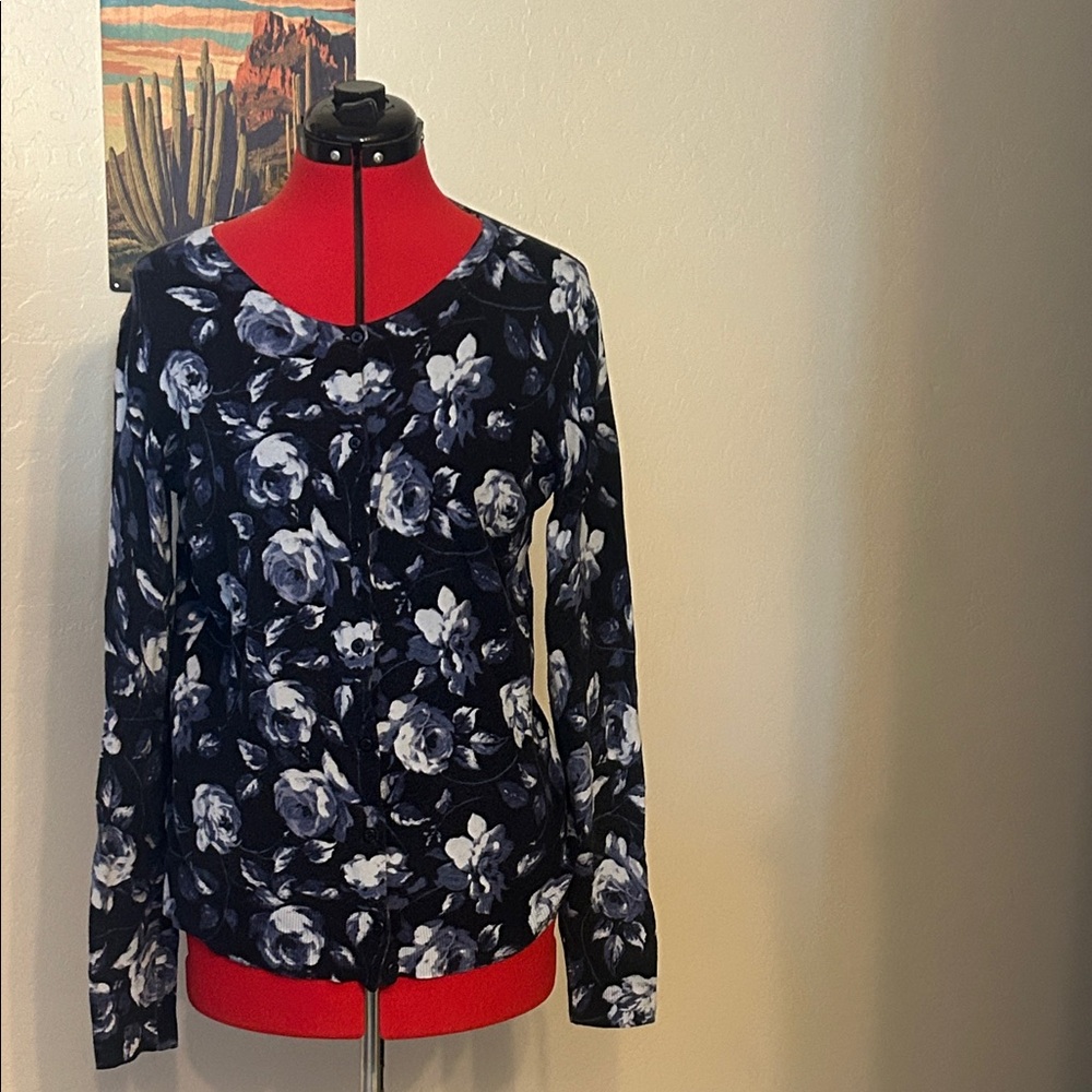 A New Day Floral Dark Blue Button Up Cardigan size large